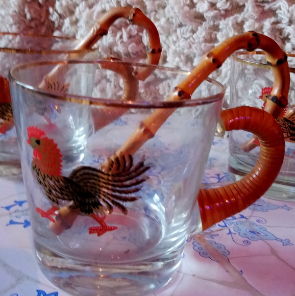 1940's vintage hand blown tea mug with bamboo stirrer & rooster decal - Picture 2 of 4
